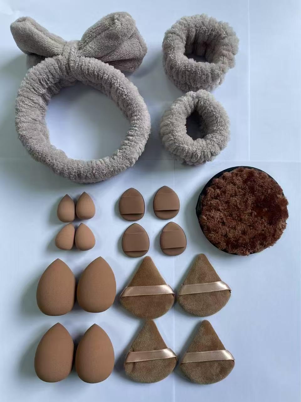 Multi-Shape Makeup Sponge Set | 20 Piece Beauty Puff Collection with Headband and Clean Sponge | Pink, Purple, Beige & Bright Sets | Face Blender Kit for Cream, Liquid & Powder | Aesthetic and Functional Makeup Tool (Brown, 20Pcs)